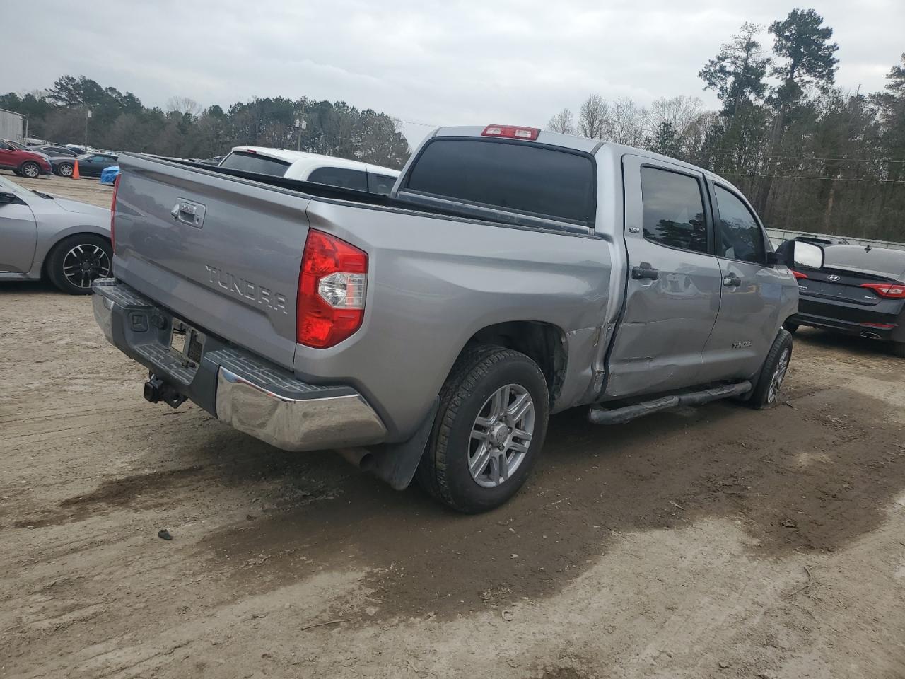 2015 Toyota Tundra VIN 5TFEM5F13FX091725 Copart auction photo, front end / side damage thumbnail 3