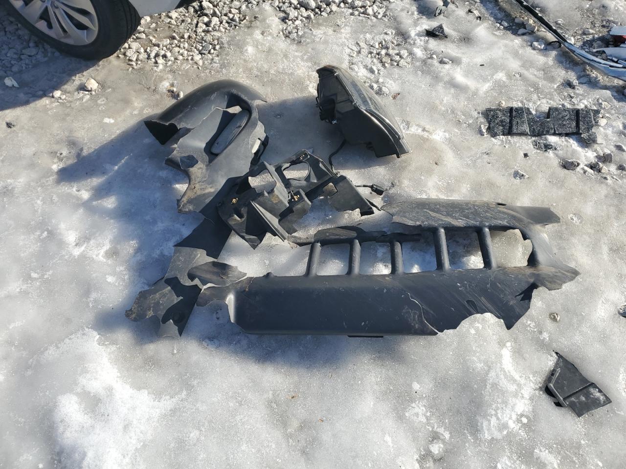2003 Jeep Grand Cherokee VIN 1J4GW48S03C598307 Copart auction photo, front end / minor dent/scratches damage thumbnail 13