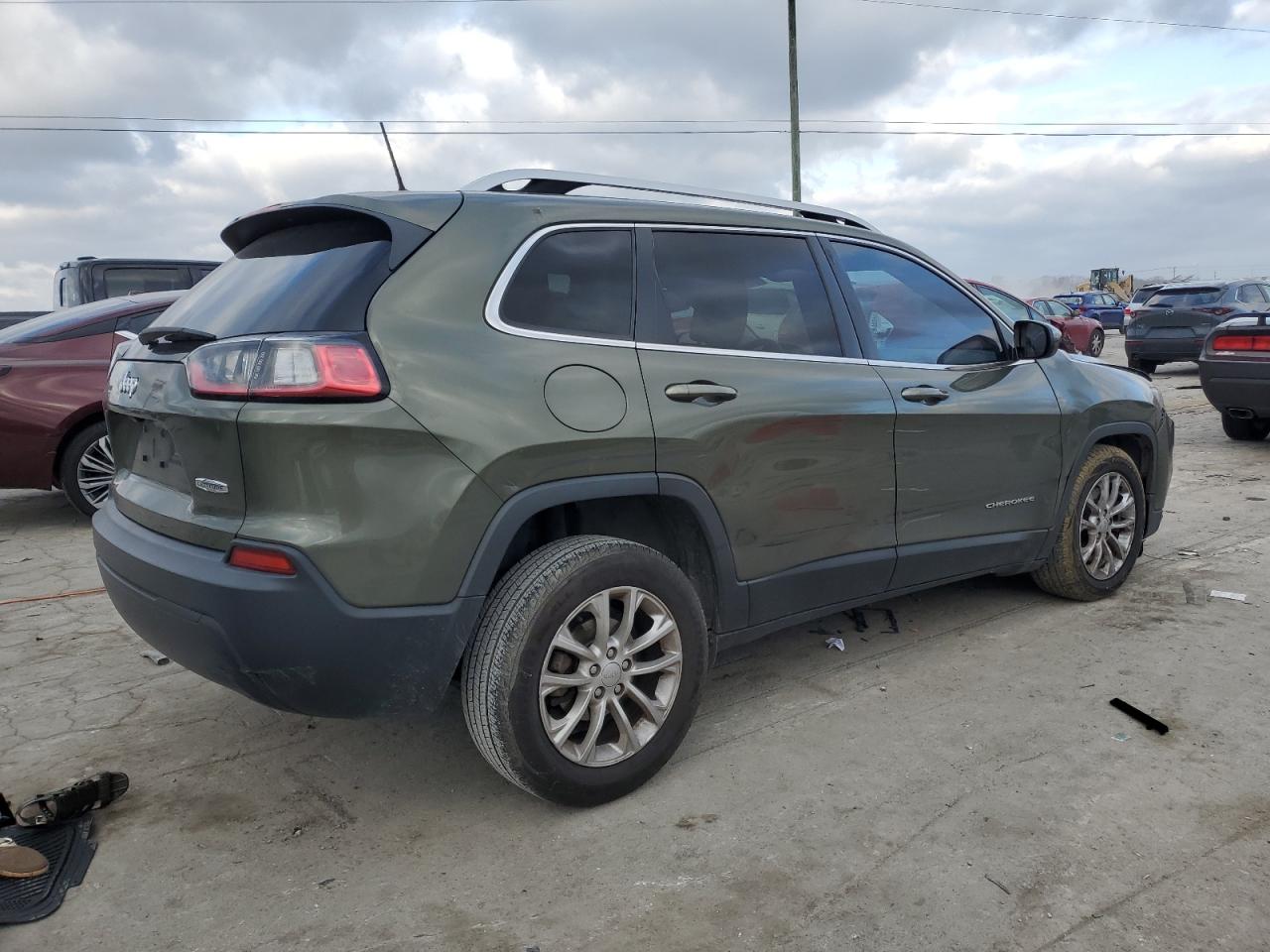 2019 Jeep Grand Cherokee VIN 1C4PJLCB4KD326387 Copart auction photo, front end / minor dent/scratches damage thumbnail 3