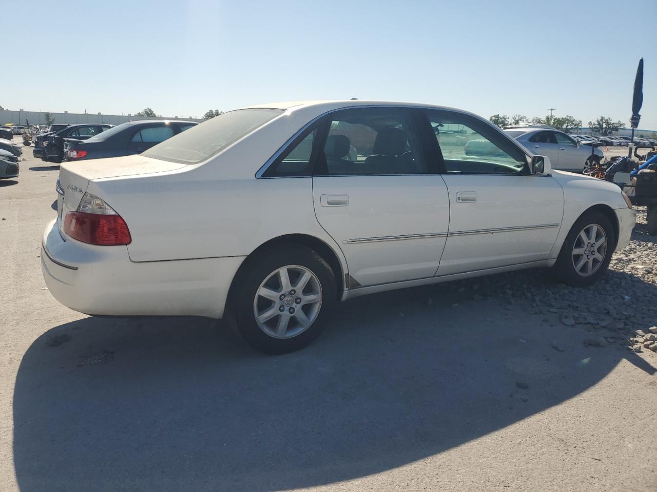 2004 Toyota Avalon VIN 4T1BF28B94U385402 Copart auction photo, mechanical damage thumbnail 3