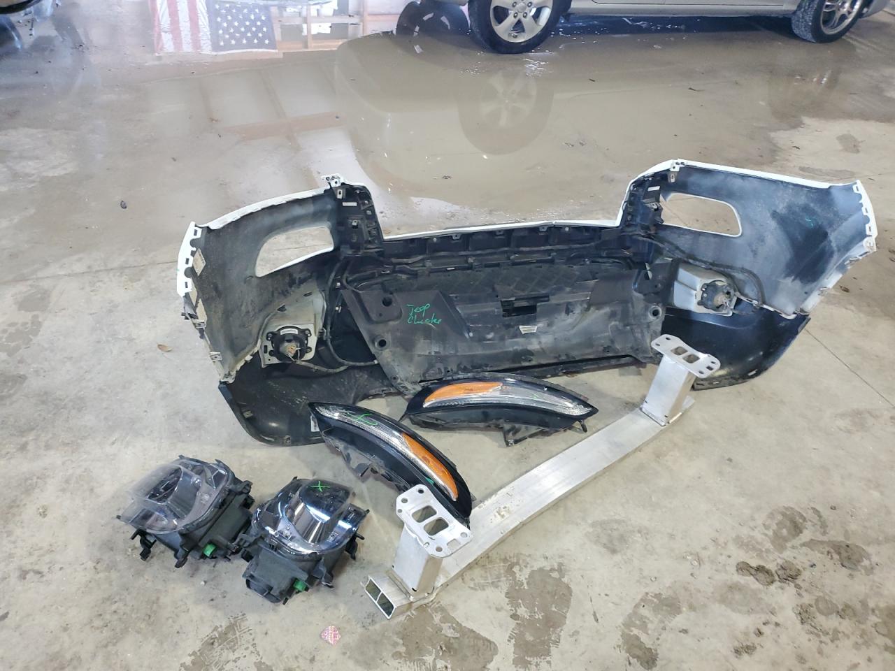 2018 Jeep Grand Cherokee VIN 1C4PJMCB8JD564134 Copart auction photo, front end / rear end damage thumbnail 13