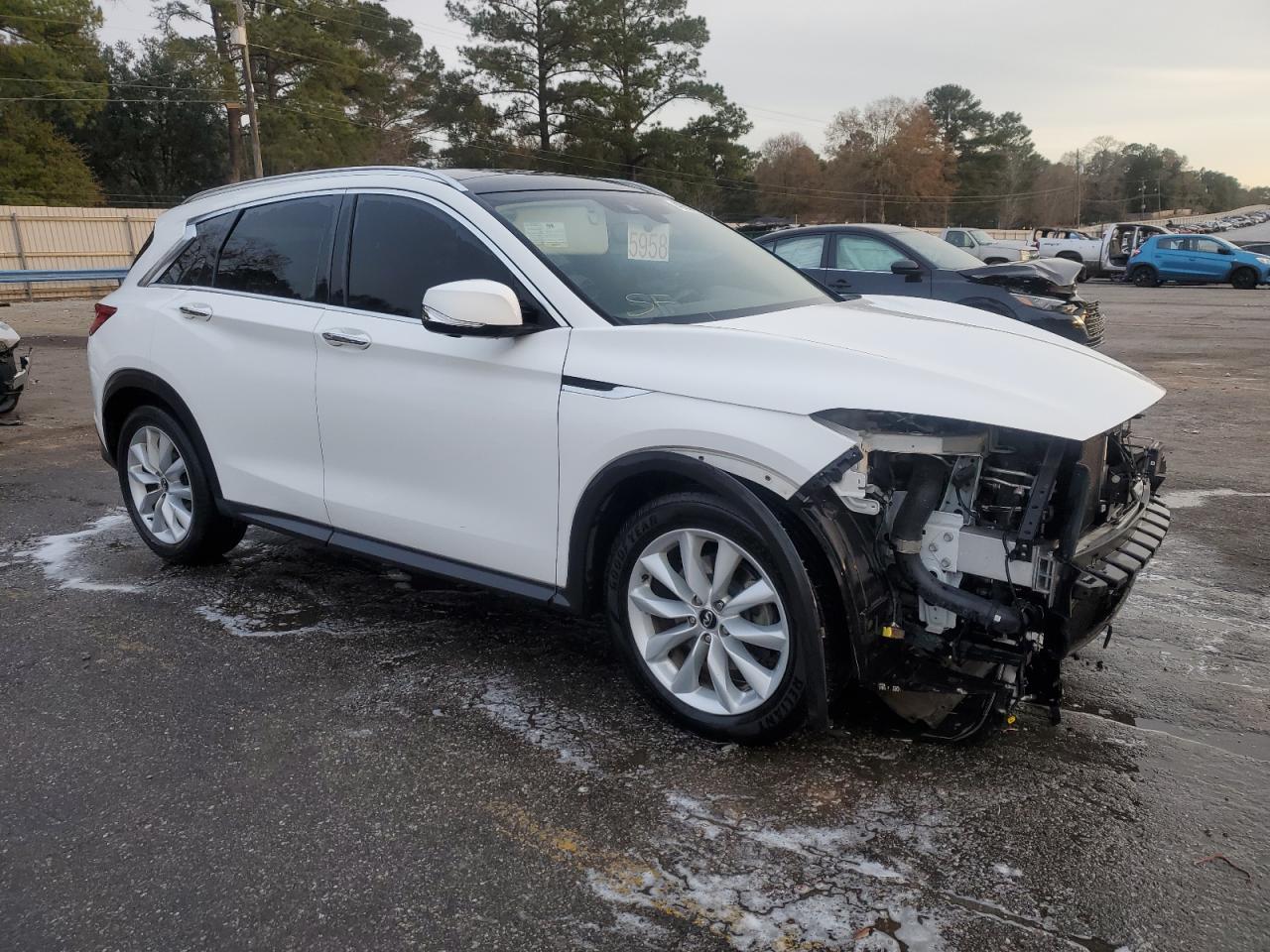 2019 Infiniti QX50 VIN 3PCAJ5M10KF119415 Copart auction photo, front end damage thumbnail 4