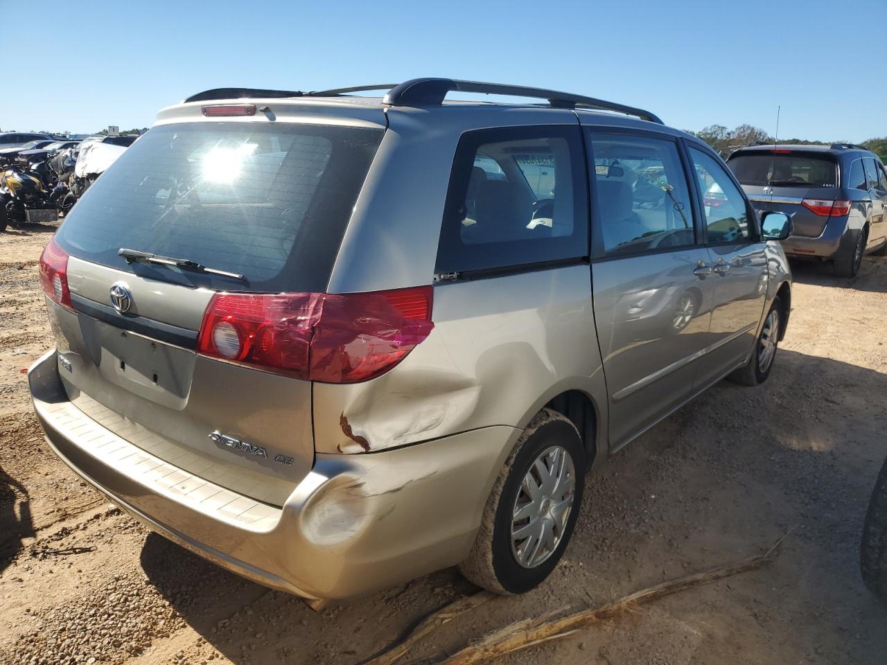 2007 Toyota Sienna VIN 5TDZK23C47S081708 Copart auction photo, undercarriage damage thumbnail 3
