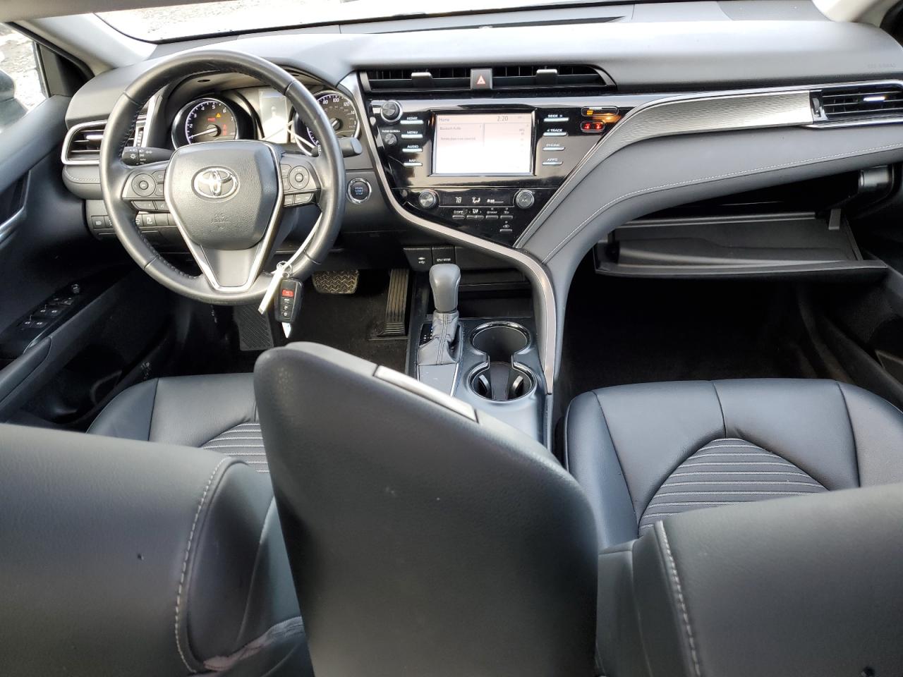 2019 Toyota Camry VIN 4T1B11HK4KU806917 Copart auction photo, rear end damage thumbnail 8