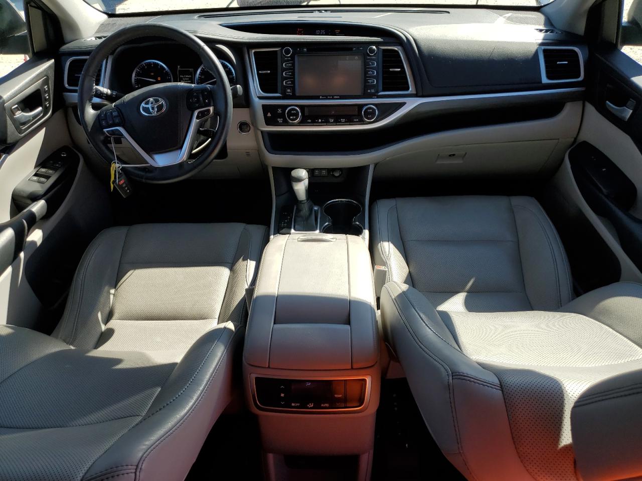 2017 Toyota Highlander VIN 5TDYZRFH9HS220434 Copart auction photo, rear end damage thumbnail 8