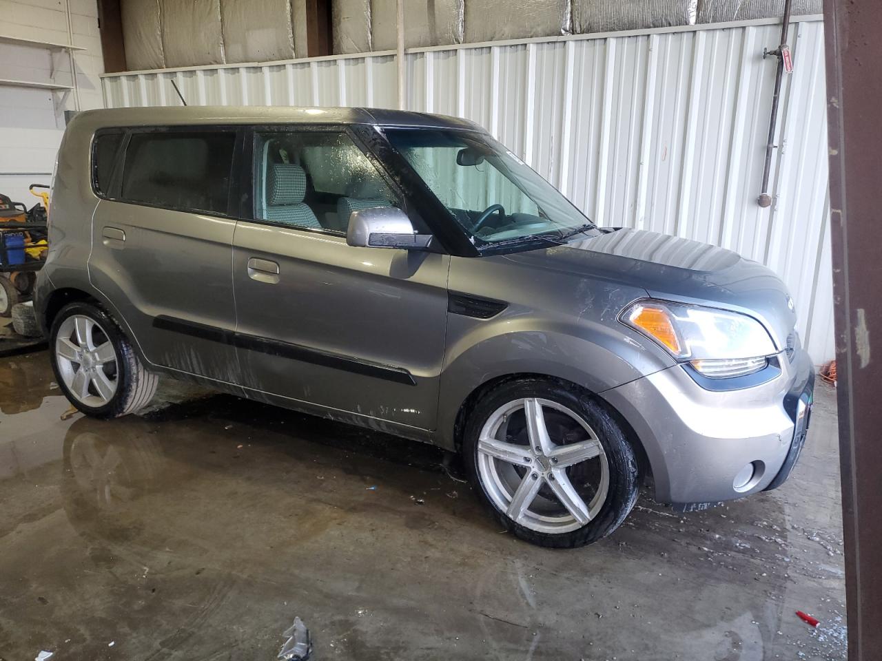 2010 KIA Soul VIN KNDJT2A24A7059987 Copart auction photo, front end / minor dent/scratches damage thumbnail 4