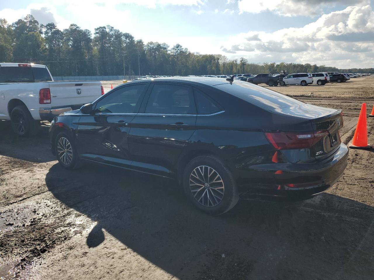 2020 Volkswagen Jetta VIN 3VWC57BU2LM105029 Copart auction photo, front end damage thumbnail 2