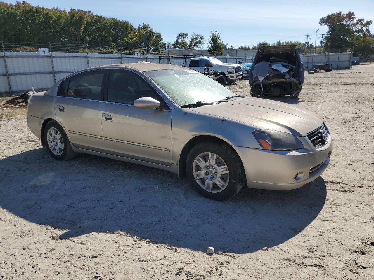 2006 Nissan Altima VIN 1N4AL11D76C245605 Copart auction photo, minor dent/scratches damage thumbnail 4