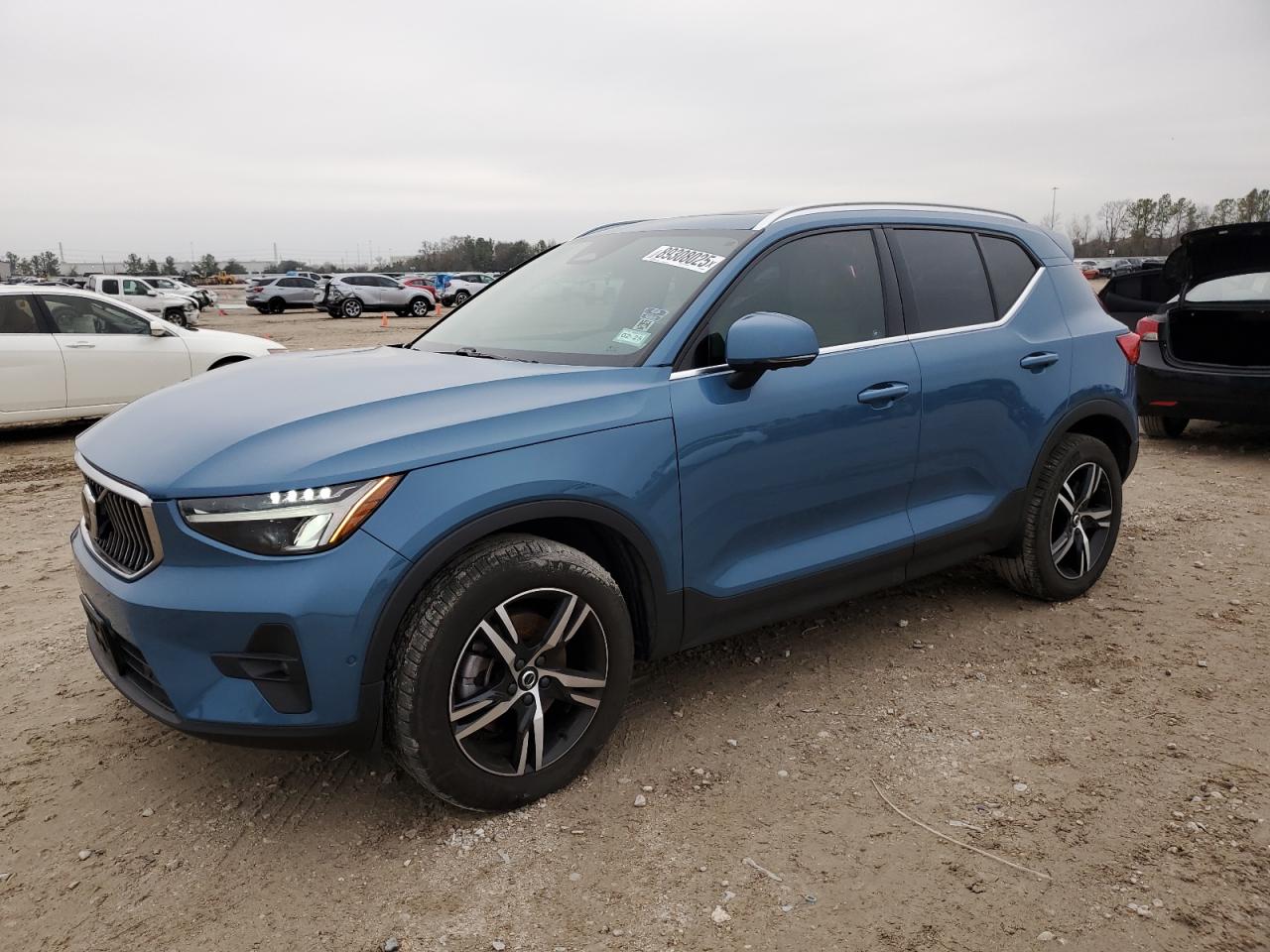 2023 Volvo XC40 VIN YV4L12UEXP2931841