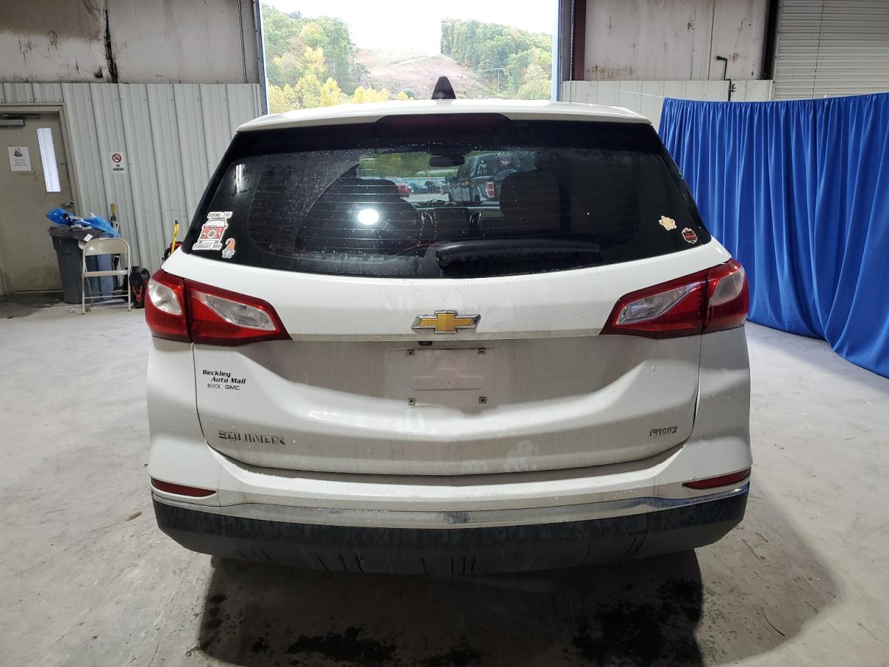 2018 Chevrolet Equinox VIN 2GNAXREV9J6198103 Copart auction photo, front end damage thumbnail 6