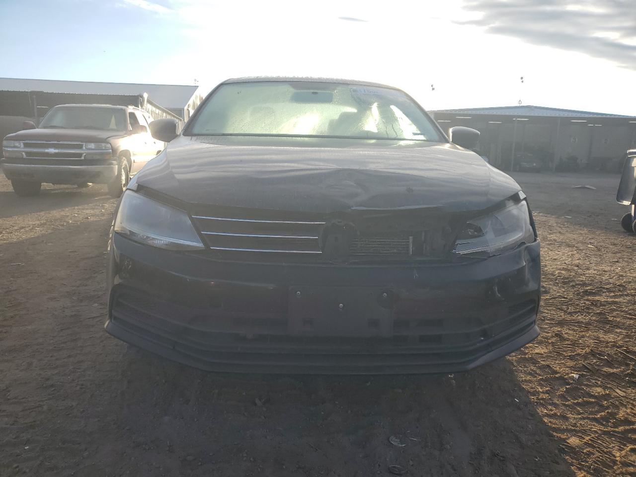 2017 Volkswagen Jetta VIN 3VW2B7AJ1HM404742 Copart auction photo, front end damage thumbnail 5