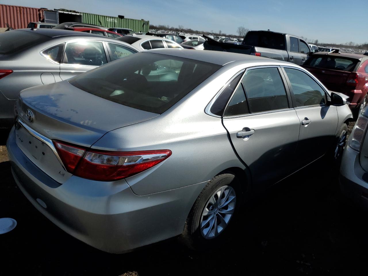 2017 Toyota Camry VIN 4T1BF1FKXHU755050 Copart auction photo, front end / minor dent/scratches damage thumbnail 3