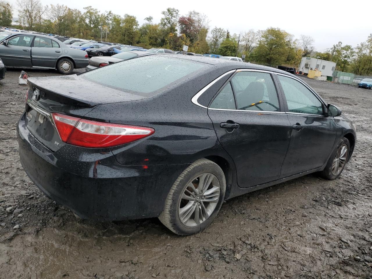 2017 Toyota Camry VIN 4T1BF1FK5HU320405 Copart auction photo, minor dent/scratches damage thumbnail 3