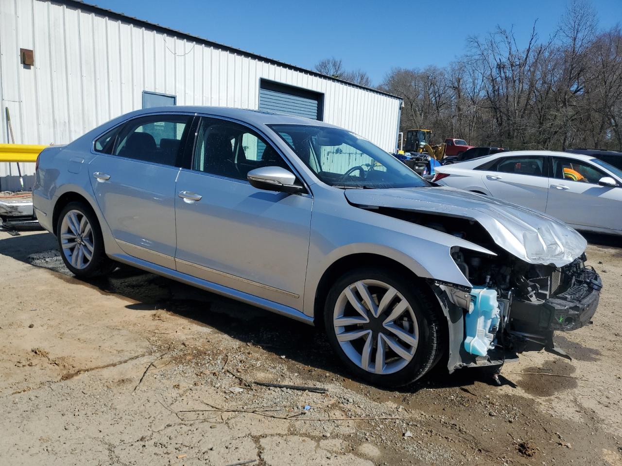 2017 Volkswagen Passat VIN 1VWGT7A33HC072728 Copart auction photo, front end damage thumbnail 4