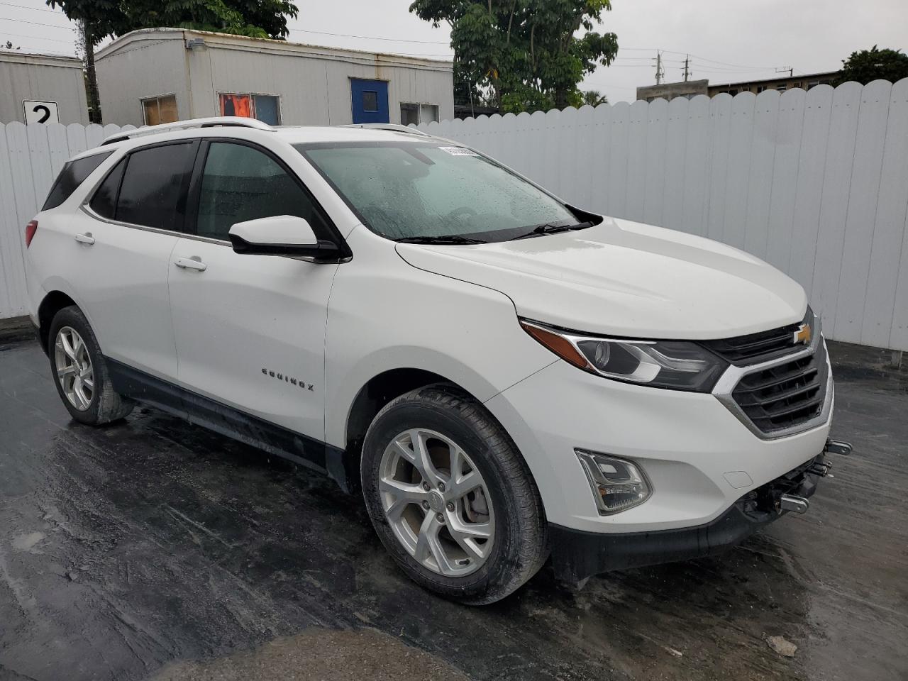 2019 Chevrolet Equinox VIN 3GNAXVEX0KS651490 Copart auction photo, normal wear damage thumbnail 4