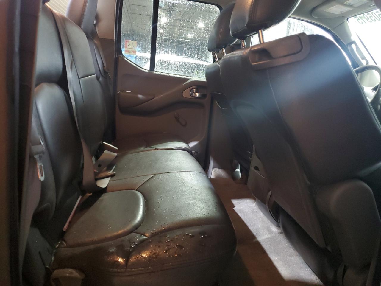 2013 Nissan Navara (Frontier) VIN 1N6AD0EV9DN725633 Copart auction photo, rear end / minor dent/scratches damage thumbnail 10