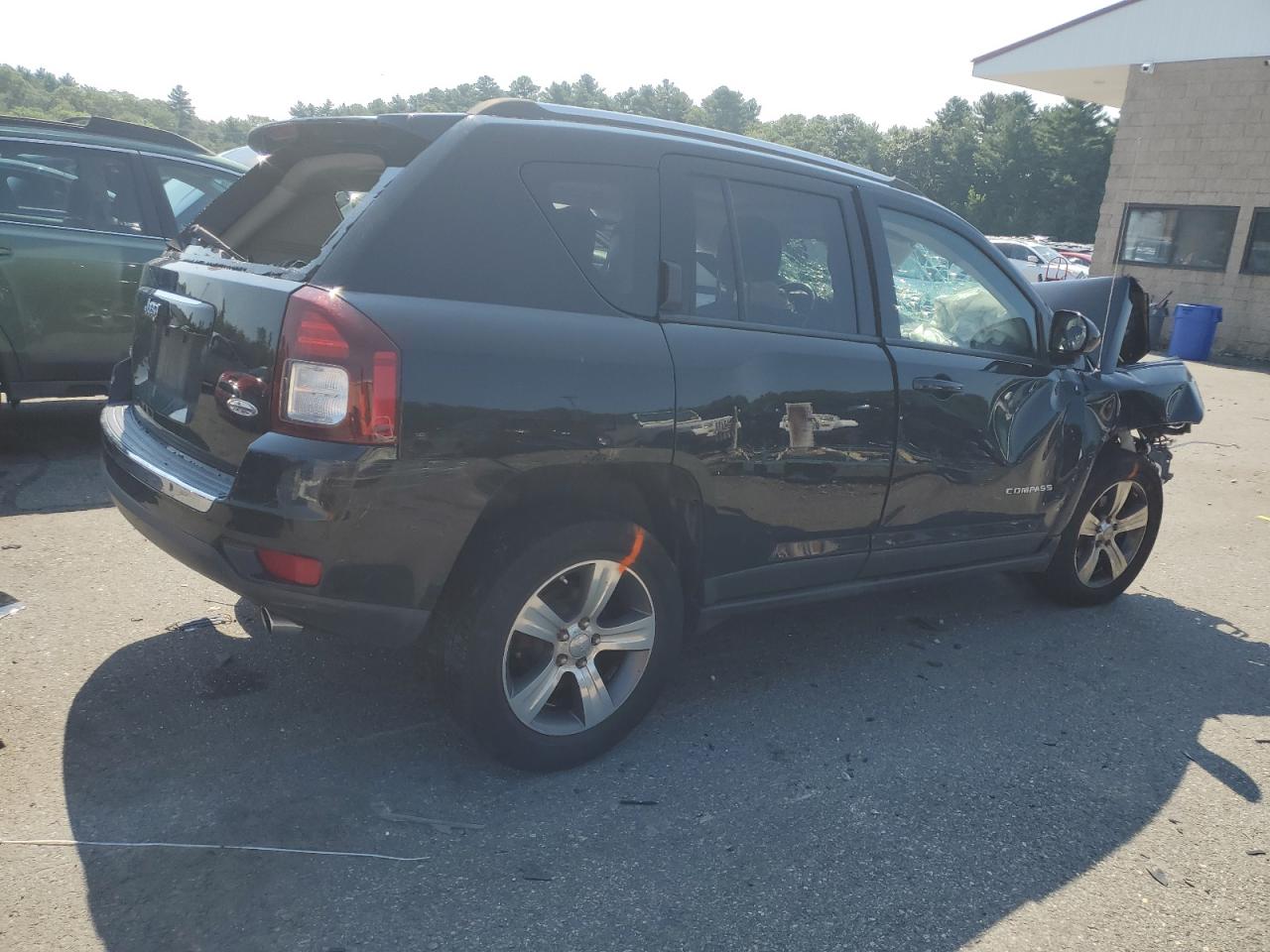 2016 Jeep Compass VIN 1C4NJDEB1GD765676 Copart auction photo, all over damage thumbnail 3