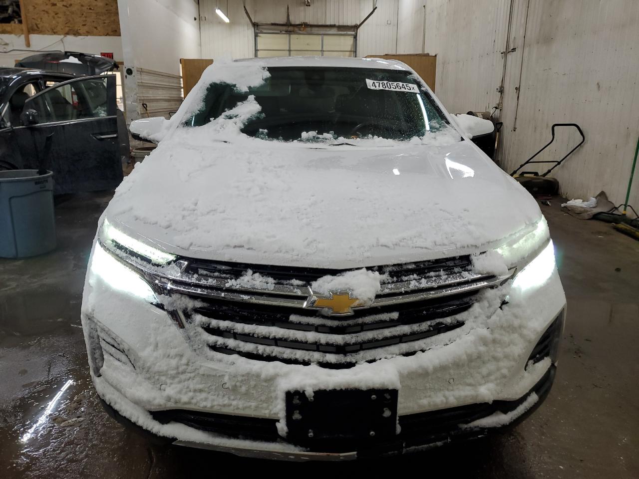 2022 Chevrolet Equinox VIN 3GNAXUEV1NL243250 Copart auction photo, rear end damage thumbnail 5