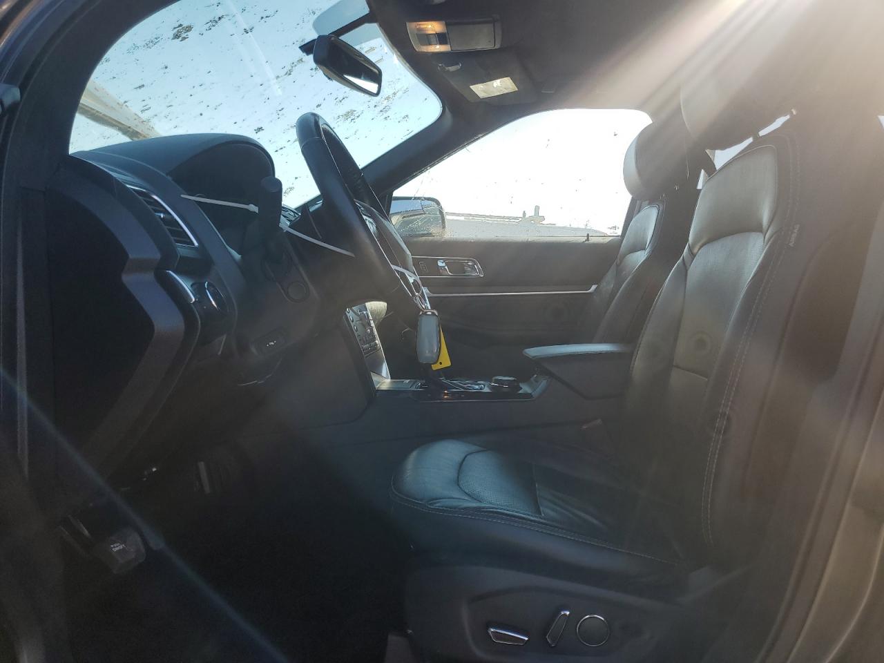 2017 Ford Explorer VIN 1FM5K8F8XHGC93173 Copart auction photo, side / front end damage thumbnail 7