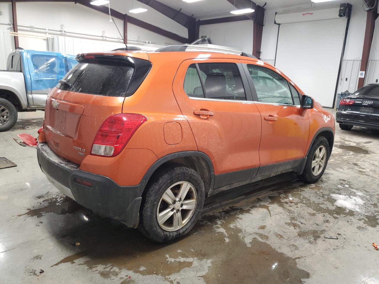 2015 Chevrolet Trax VIN KL7CJRSB0FB132375 Copart auction photo, side / rear end damage thumbnail 3