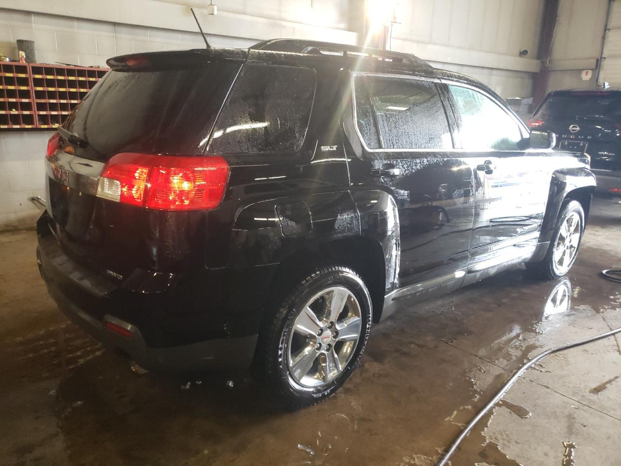 2014 GMC Terrain VIN 2GKFLXE33E6368611 Copart auction photo, front end / minor dent/scratches damage thumbnail 3