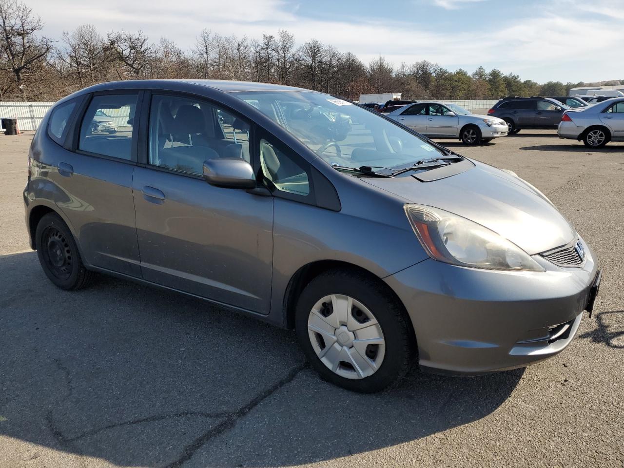 2013 Honda Fit VIN JHMGE8H34DC080256 Copart auction photo, rear end / minor dent/scratches damage thumbnail 4