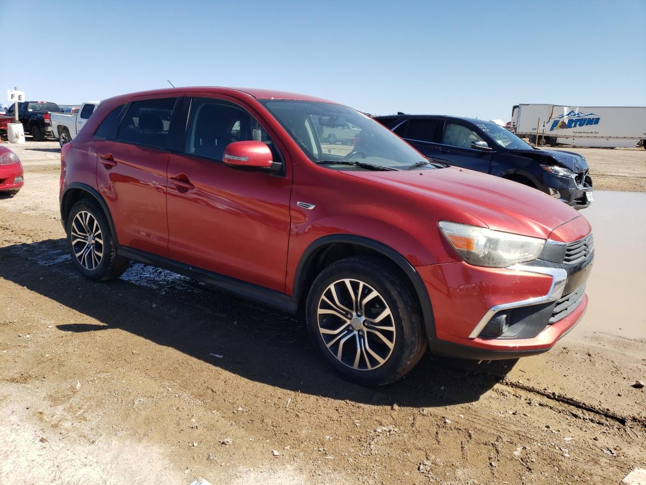 2016 Mitsubishi Outlander VIN JA4AP3AUXGZ027533 Copart auction photo, minor dent/scratches damage thumbnail 4