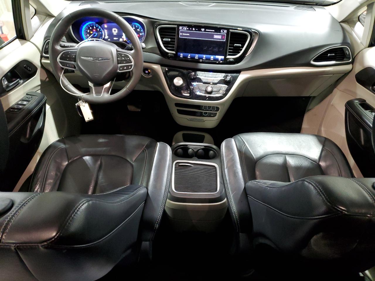 2022 Chrysler Pacifica VIN 2C4RC1BG4NR197217 Copart auction photo, front end / mechanical damage thumbnail 8