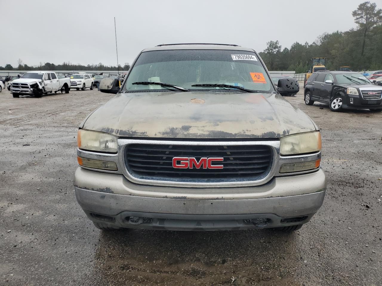 2000 GMC Yukon VIN 3GKFK16TXYG123456 Copart auction photo, rear end damage thumbnail 5