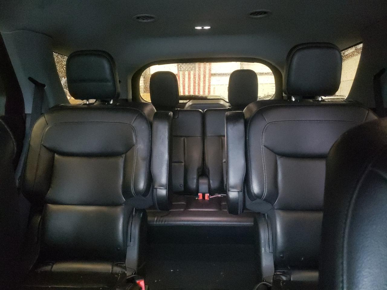 2020 Ford Explorer VIN 1FMSK8DH9LGC95933 Copart auction photo, rear end / side damage thumbnail 10