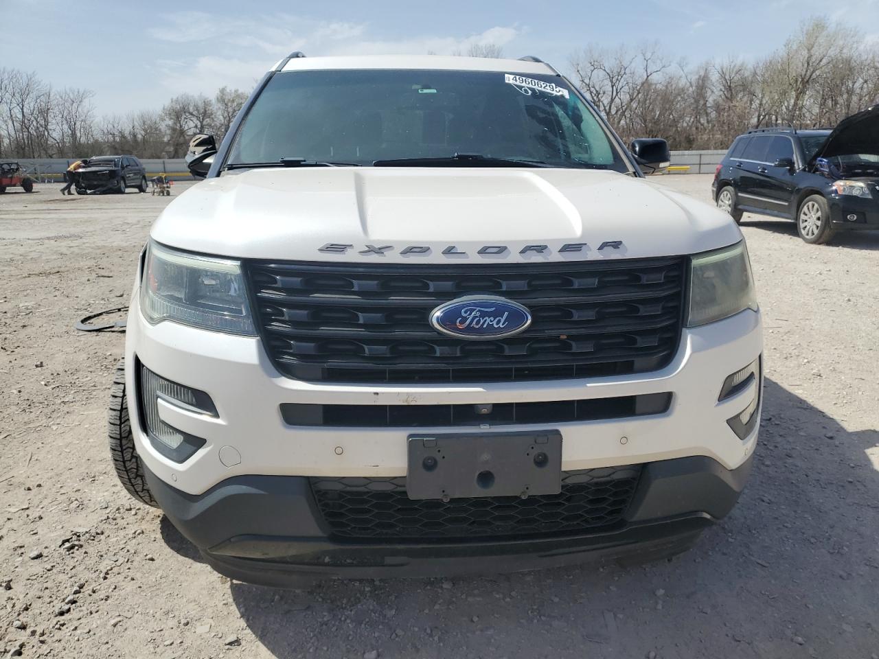 2017 Ford Explorer VIN 1FM5K8GTXHGA16039 Copart auction photo, side / undercarriage damage thumbnail 5