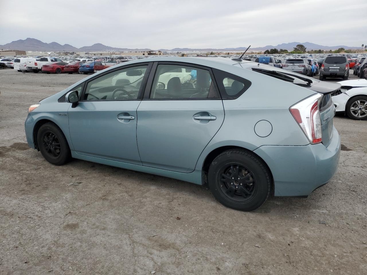 2015 Toyota Prius VIN JTDKN3DU0F1920450 Copart auction photo, front end damage thumbnail 2