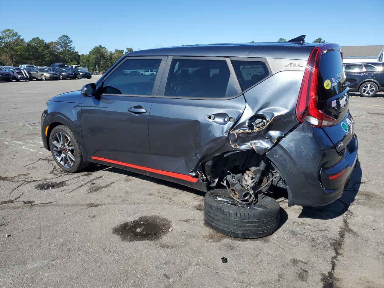 2021 KIA Soul VIN KNDJ63AU8M7792434 Copart auction photo, side damage thumbnail 2