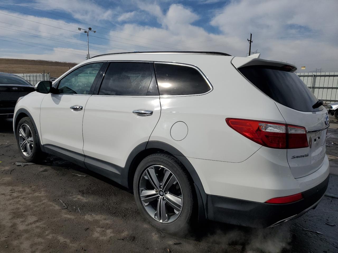 2016 Hyundai Santa Fe VIN KM8SR4HFXGU134009 Copart auction photo, undercarriage / hail damage thumbnail 2
