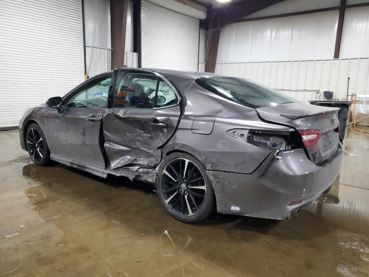 2018 Toyota Camry VIN 4T1B61HK7JU035997 Copart auction photo, side damage thumbnail 2