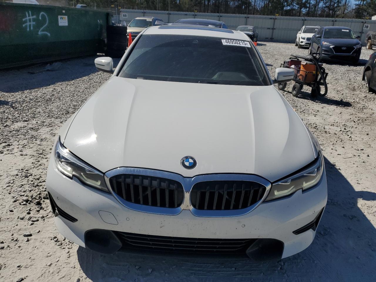 2020 BMW 3er VIN 3MW5R1J0XL8B11310 Copart auction photo, side / minor dent/scratches damage thumbnail 5