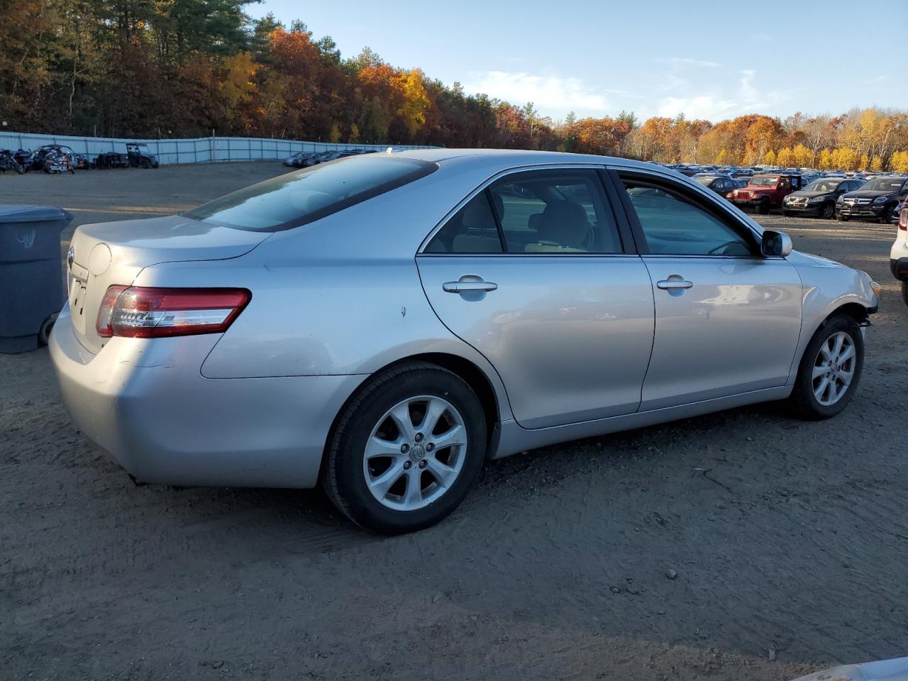 2010 Toyota Camry VIN 4T4BF3EK7AR057066 Copart auction photo, front end / minor dent/scratches damage thumbnail 3