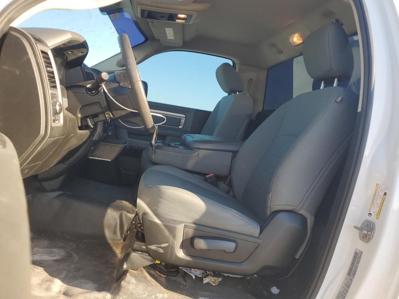 2019 RAM 1500 VIN 3C6JR6DGXKG507322 Copart auction photo, front end / side damage thumbnail 7