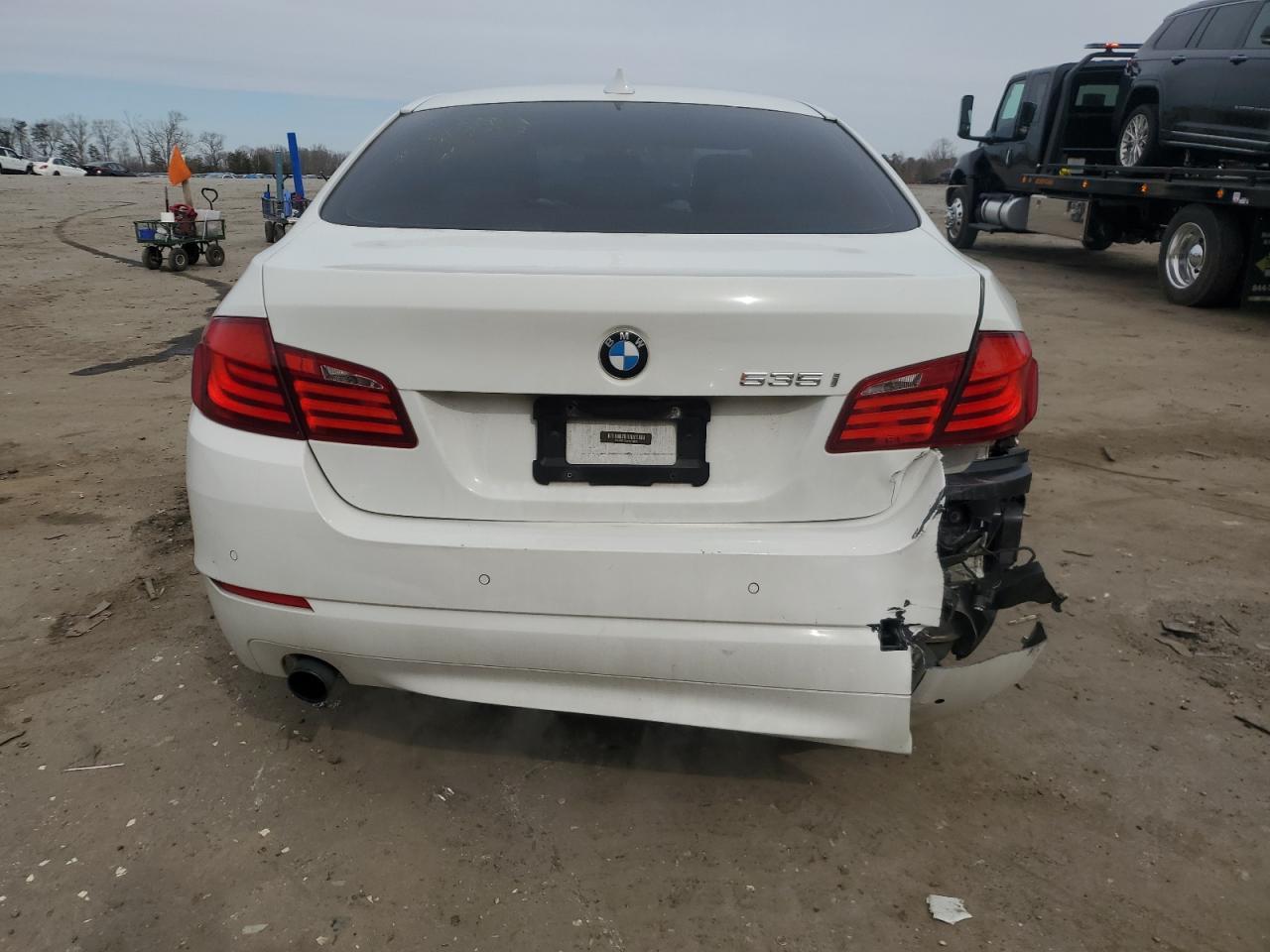 2012 BMW 5er VIN WBAFR7C59CC810033 Copart auction photo, front end / rear end damage thumbnail 6