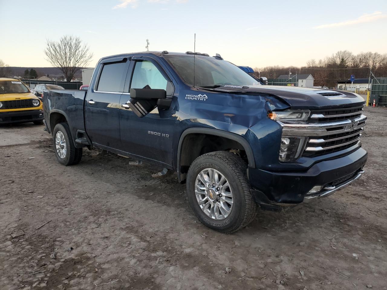 2022 Chevrolet Silverado VIN 1GC4YREYXNF100477 Copart auction photo, rollover damage thumbnail 4