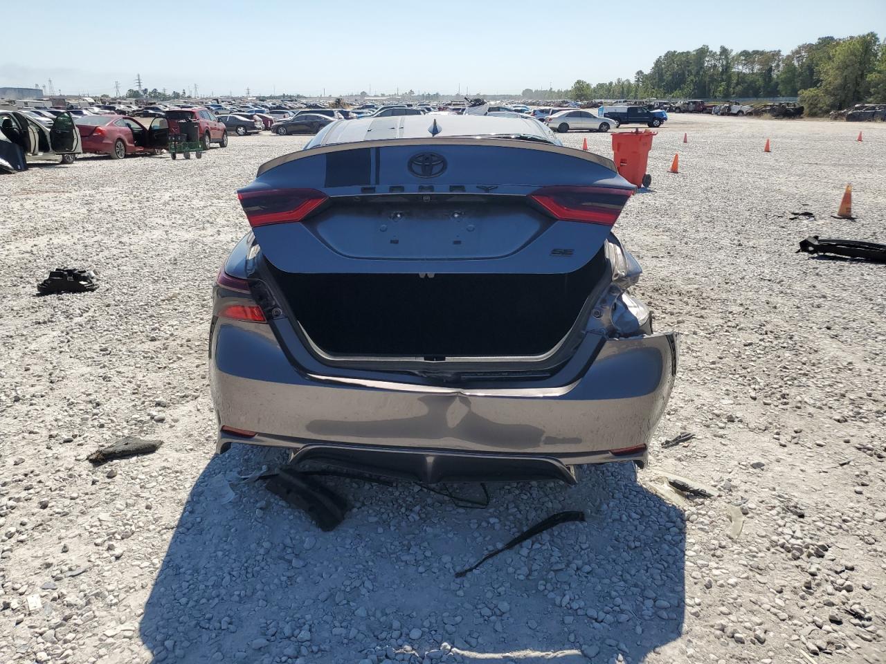 2022 Toyota Camry VIN 4T1G11AK0NU624314 Copart auction photo, rollover damage thumbnail 6