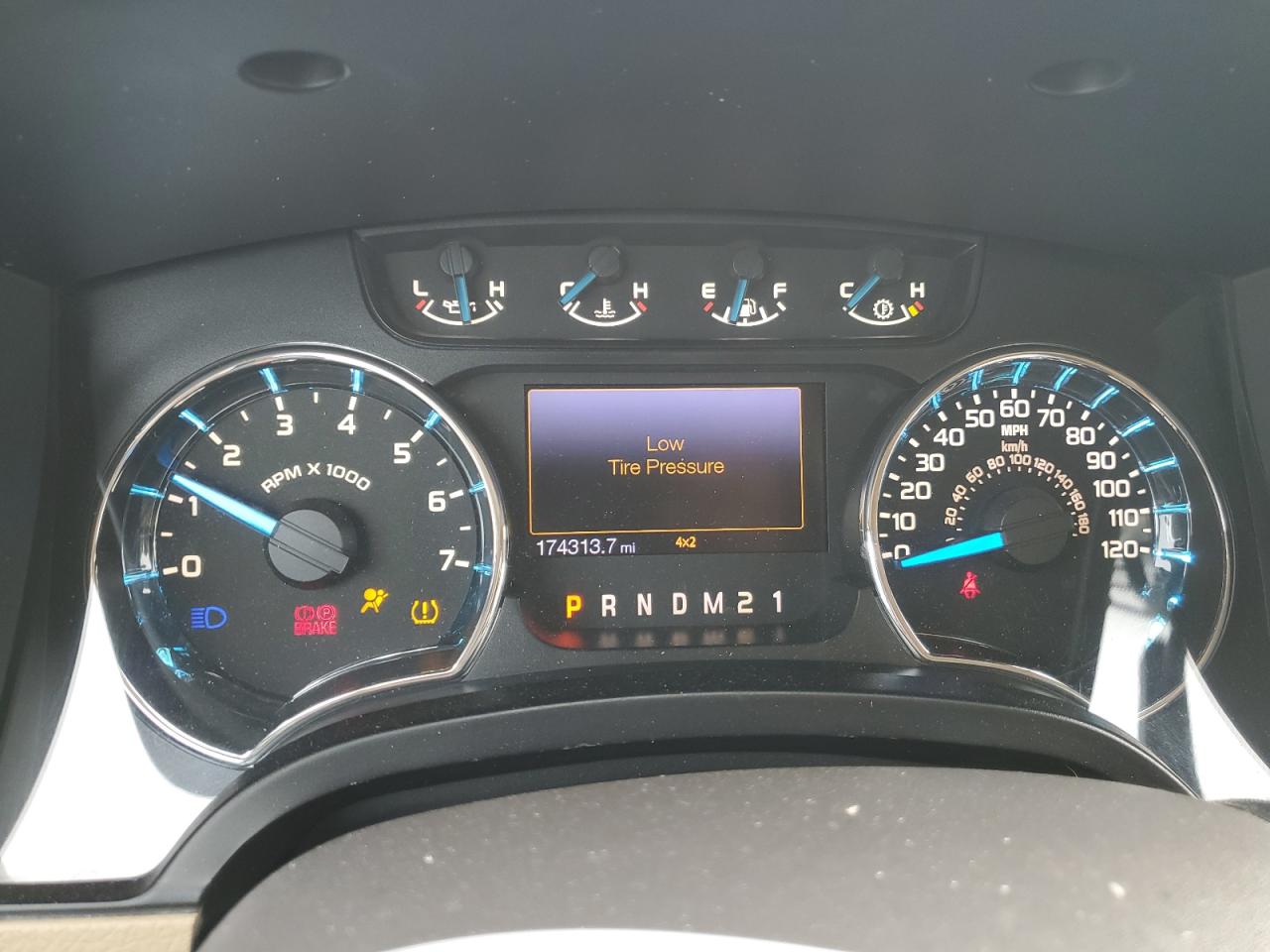 2013 Ford F-150 VIN 1FTFW1ET2DKD52945 Copart auction photo, side / rear end damage thumbnail 9