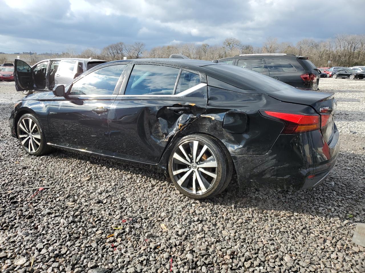 2019 Nissan Altima VIN 1N4BL4CV6KC174841 Copart auction photo, side / rear end damage thumbnail 2