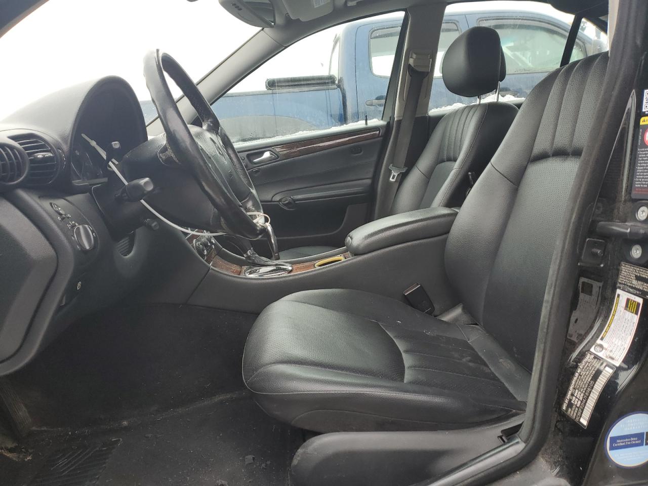 2007 Mercedes-Benz C-klasse VIN WDBRF92H47F898105 Copart auction photo, front end / side damage thumbnail 7
