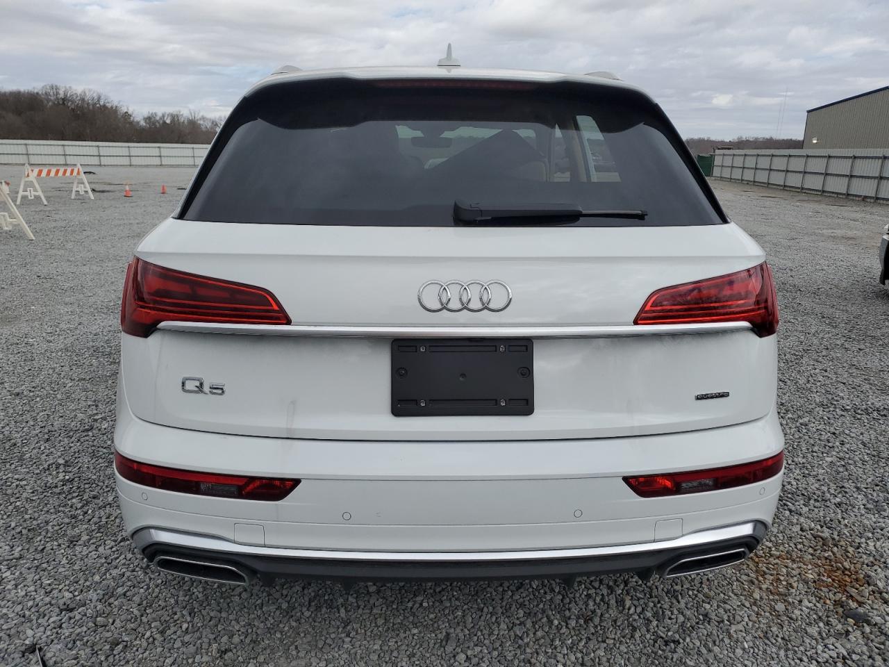 2024 Audi Q5 VIN WA1E2AFY9R2009973 Copart auction photo, side damage thumbnail 6