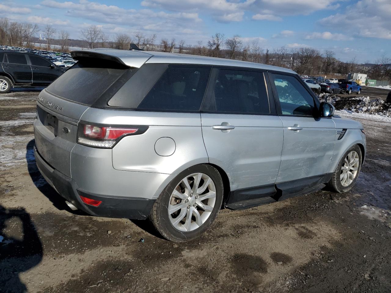 2015 Land Rover Range Rover VIN SALWR2VF3FA616022 Copart auction photo, all over / minor dent/scratches damage thumbnail 3