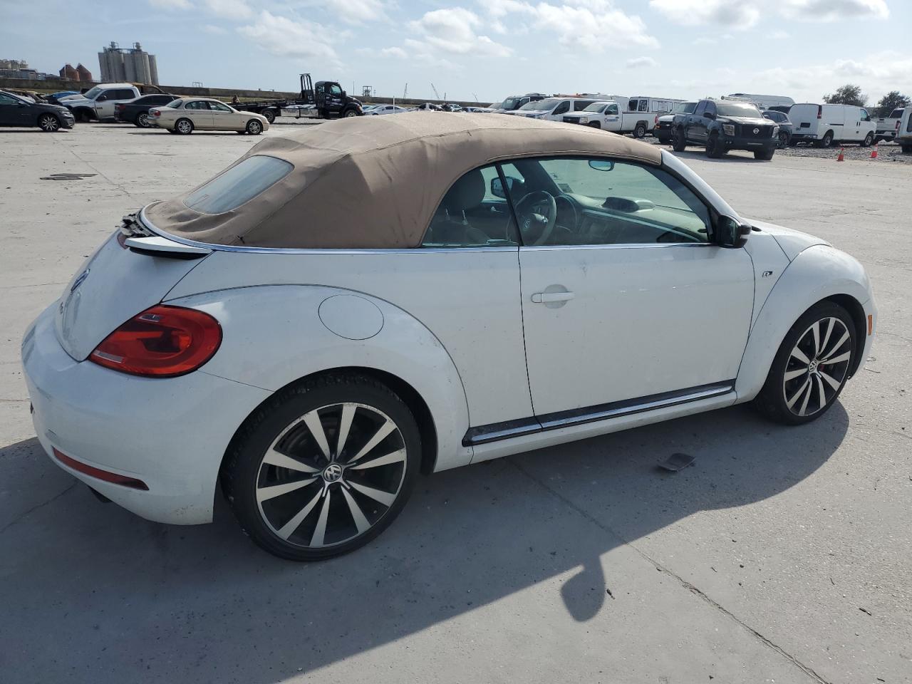 2014 Volkswagen Beetle VIN 3VW7S7AT5EM815435 Copart auction photo, all over damage thumbnail 3