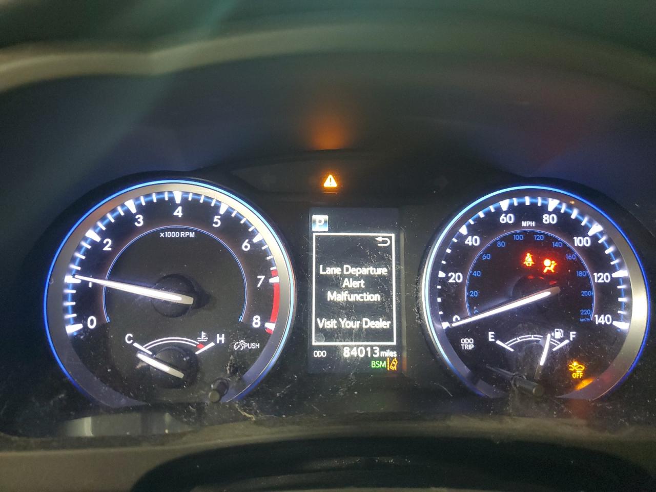 2018 Toyota Highlander VIN 5TDJZRFH5JS543497 Copart auction photo, front end damage thumbnail 9