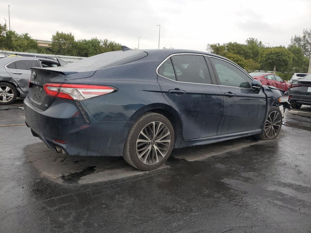 2019 Toyota Camry VIN 4T1B11HK9KU715190 Copart auction photo, front end damage thumbnail 3