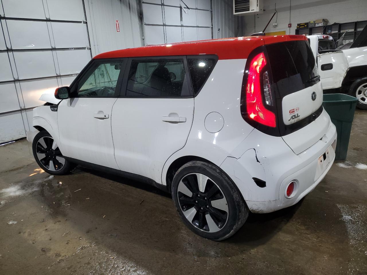 2017 KIA Soul VIN KNDJP3A53H7440714 Copart auction photo, front end / rear end damage thumbnail 2